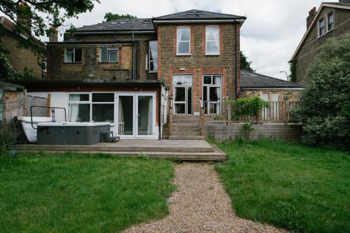 Garden, EBS Hostel London in Greater London South East Garden, EBS Hostel London in Greater London South East