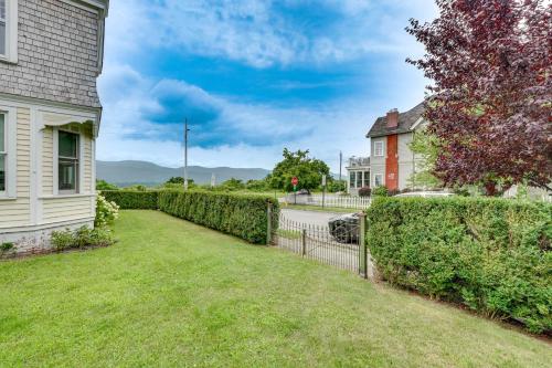 Charming Victorian Retreat with Hudson River Views in New Windsor (NY) Charming Victorian Retreat with Hudson River Views in New Windsor (NY)