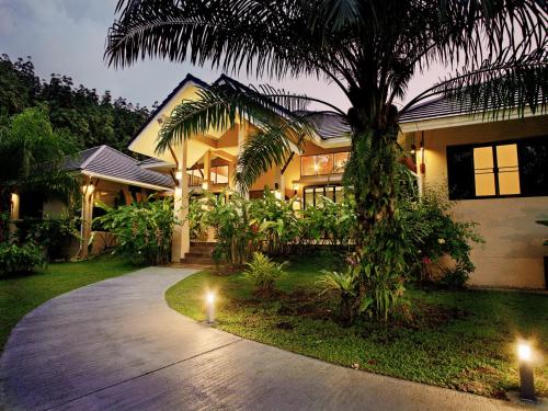 This photo about Villa Galanga by Krabi Villa Company shared on HyHotel.com