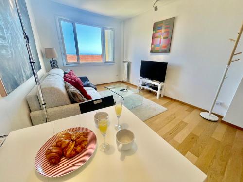 Apartment One Minute To Monaco in Roquebrune-Cap-Martin Apartment One Minute To Monaco in Roquebrune-Cap-Martin