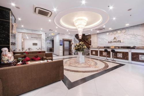 Shared lounge/TV area, A25 Hotel - 63A Phuong Liet in Trung Hoa Nhan Chinh Shared lounge/TV area, A25 Hotel - 63A Phuong Liet in Trung Hoa Nhan Chinh