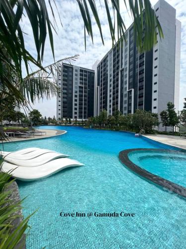 Swimming pool, Mayabay Residences - Cove Inn in Bandar Gamuda Cove Swimming pool, Mayabay Residences - Cove Inn in Bandar Gamuda Cove