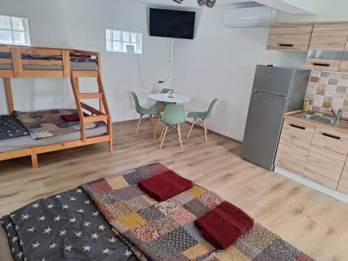 Gyümölcsös Vendégház, Poroszló, Tisza-tó - Fruit Orchard Guest House, Poroszló, Lake Tisza (Gyumolcsos Vendeghaz, Poroszlo, Tisza-to - Fruit Orchard Guest House, Poroszlo, Lake Tisza) in โปรอสซโล่ Gyümölcsös Vendégház, Poroszló, Tisza-tó - Fruit Orchard Guest House, Poroszló, Lake Tisza (Gyumolcsos Vendeghaz, Poroszlo, Tisza-to - Fruit Orchard Guest House, Poroszlo, Lake Tisza) in โปรอสซโล่