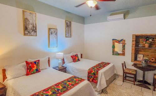 Hotel Itzae in Руїни Копан Hotel Itzae in Руїни Копан