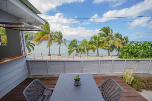 balcon/terasă, 35sqm 1 bedroom, 1 private bathroom Bungalow in Vaitoare (Morning Sun bungalow) in Tahaa balcon/terasă, 35sqm 1 bedroom, 1 private bathroom Bungalow in Vaitoare (Morning Sun bungalow) in Tahaa