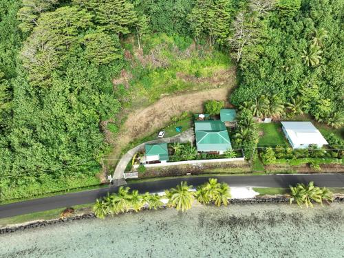 Exterior view, Morning Sun bungalow in Tahaa Exterior view, Morning Sun bungalow in Tahaa