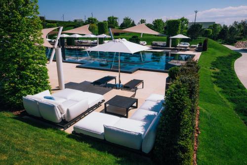 Swimmingpool, SunRay Resort&Spa in Pischanka Landsby Swimmingpool, SunRay Resort&Spa in Pischanka Landsby