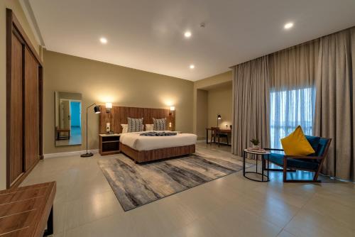 เซ็นทรัล โฮเต็ล ริดจ์ (Central Hotel Ridge) in นอร์ท ริดจ์ เซ็นทรัล โฮเต็ล ริดจ์ (Central Hotel Ridge) in นอร์ท ริดจ์