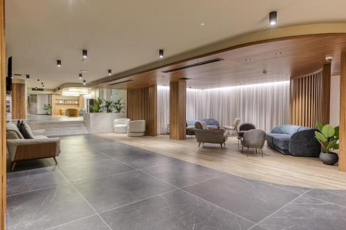 Vestíbulo, Solana Hotel & Spa in Mellieha Vestíbulo, Solana Hotel & Spa in Mellieha
