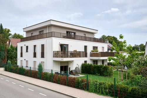Exterior view, PL-Apartments-Freising - The Penthouse - UrbanElegance in Freising Exterior view, PL-Apartments-Freising - The Penthouse - UrbanElegance in Freising