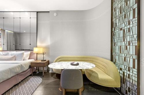 Luxury King Suite W City view at SLS Brickell