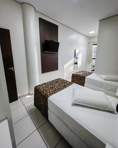 Papagaio Hotel in Guaíra Papagaio Hotel in Guaíra