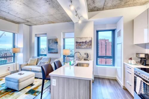 Modern Apt In Kendall Square in Mit Modern Apt In Kendall Square in Mit