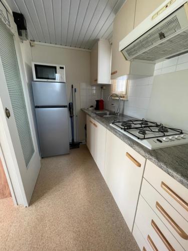 Rustig vakantiehuisje Coester De Haan - 2 slaapkamers in เดอร์ ฮาน Rustig vakantiehuisje Coester De Haan - 2 slaapkamers in เดอร์ ฮาน