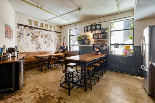 Konyha, Firehouse Hostel - Adults Only near Austin Kongresszusi Központ Konyha, Firehouse Hostel - Adults Only near Austin Kongresszusi Központ