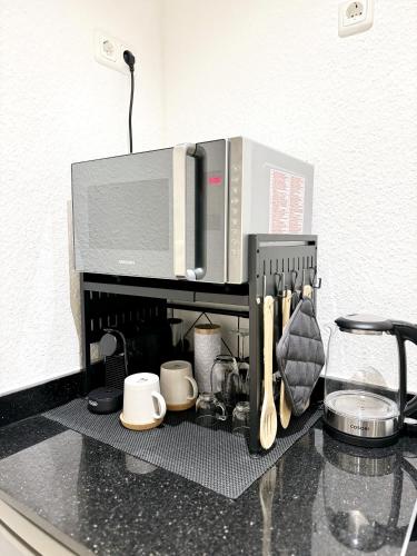 Tiny-Home-Stil nah am Rhein mit super Verkehrsanbindung in Wiesbaden Tiny-Home-Stil nah am Rhein mit super Verkehrsanbindung in Wiesbaden