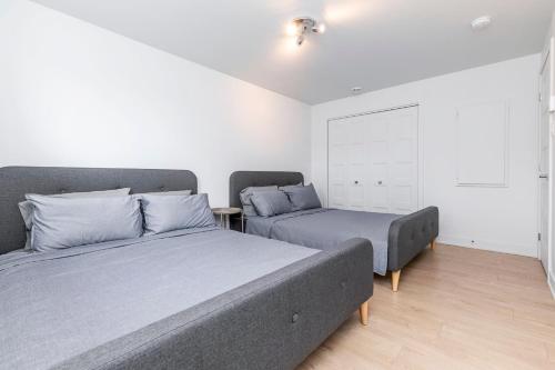 Family Home in Longueuil, 2 Bed - 1 Bathroom in Longueuil (QC) Family Home in Longueuil, 2 Bed - 1 Bathroom in Longueuil (QC)