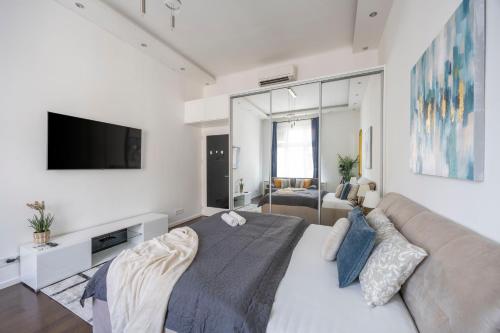 DeLuxe & Cozy Wesselenyi Dream Home next to the Synagogue