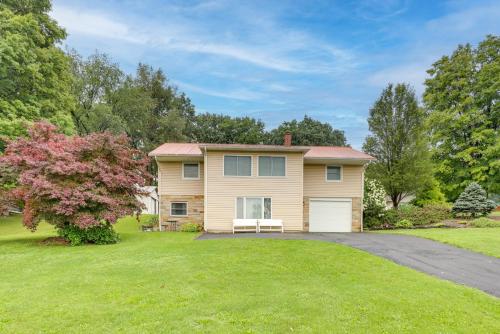 Montour Falls Apartment about 3 Mi to Seneca Lake! in 蒙多爾瀑布(NY) Montour Falls Apartment about 3 Mi to Seneca Lake! in 蒙多爾瀑布(NY)