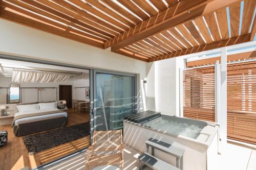 Folie Marine Hotel & Beach Club in Влёра Folie Marine Hotel & Beach Club in Влёра
