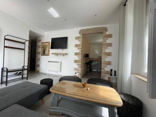 Apparemment T2 en centre ville in Gournay-En-Bray Apparemment T2 en centre ville in Gournay-En-Bray