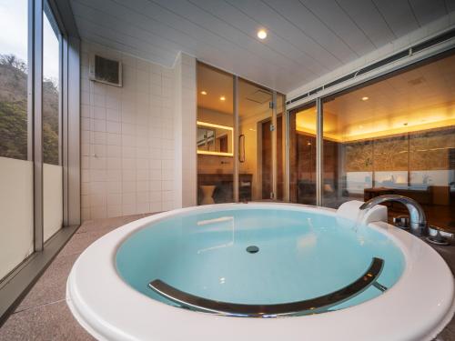 Badkamer, Hakkei in Maniwa Badkamer, Hakkei in Maniwa