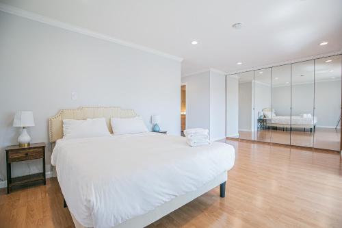 Charming San Mateo Retreat 3BR Home with Modern Amenities