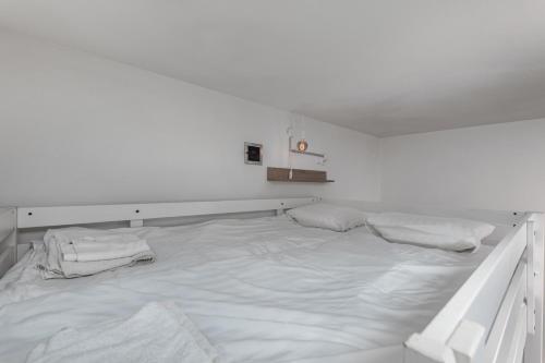 Sewerynów 4 by Homeprime