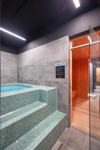 Sporto klubas, Mercure Prishtina City in Priština Sporto klubas, Mercure Prishtina City in Priština