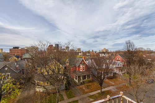 Mayflower 205 Charming 1bd 1bth, in Rochester (New York) Mayflower 205 Charming 1bd 1bth, in Rochester (New York)