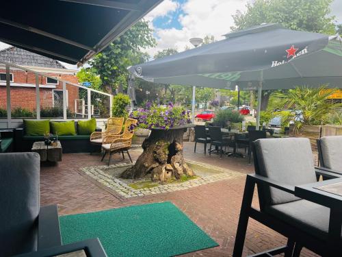Wejście, Hotel Onder De Linden in Noordenveld Wejście, Hotel Onder De Linden in Noordenveld