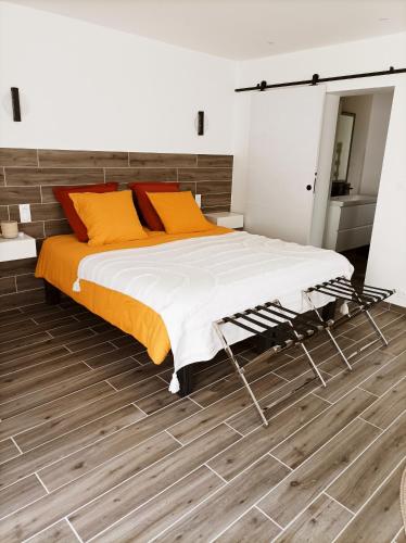 Ágy, L' Har & Lam in Vauxaillon Ágy, L' Har & Lam in Vauxaillon