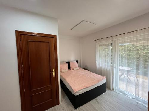 Aranyhárs Apartman Verpelét (Aranyhars Apartman Verpelet) in เวอร์เปเลต Aranyhárs Apartman Verpelét (Aranyhars Apartman Verpelet) in เวอร์เปเลต