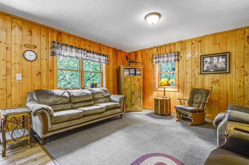 Peaceful Wautoma Retreat with Deck on 10 Acres! in Wautoma (WI) Peaceful Wautoma Retreat with Deck on 10 Acres! in Wautoma (WI)