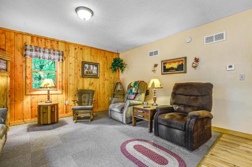 Peaceful Wautoma Retreat with Deck on 10 Acres! in Wautoma (WI) Peaceful Wautoma Retreat with Deck on 10 Acres! in Wautoma (WI)