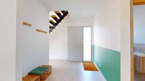 Bejárat, Villa des Grands Crus 5 suites Calme NoFête (Villa des Grands Crus 5 suites Calme NoFete) in La Brede Bejárat, Villa des Grands Crus 5 suites Calme NoFête (Villa des Grands Crus 5 suites Calme NoFete) in La Brede