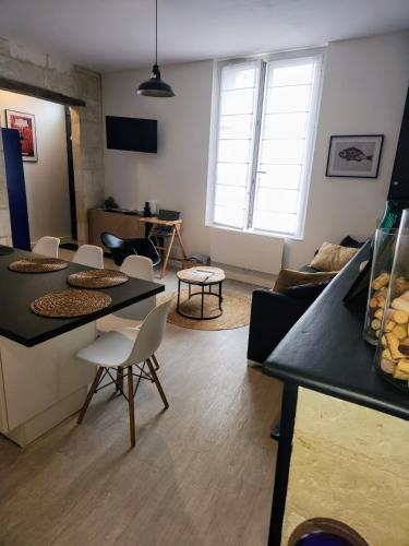 مطبخ, F2 au cœur de Langeais. in Langeais مطبخ, F2 au cœur de Langeais. in Langeais