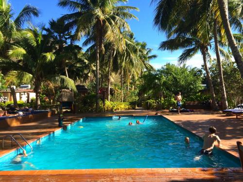 Kolam renang, Octopus Resort in Pulau Waya Kolam renang, Octopus Resort in Pulau Waya