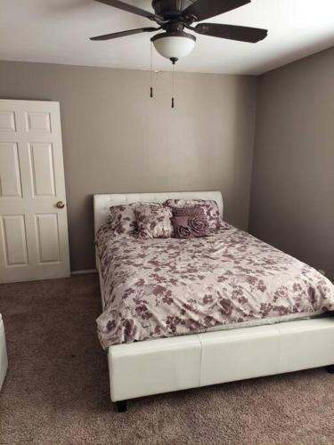 Your perfect Phoenix Find with heated pool in Ahwatukee Your perfect Phoenix Find with heated pool in Ahwatukee