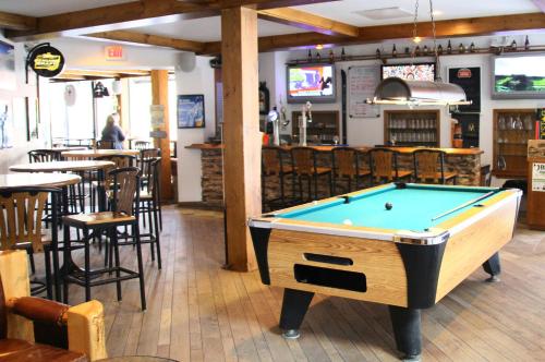 Recreational facilities, Whistler's Inn in Jasper (AB) Recreational facilities, Whistler's Inn in Jasper (AB)