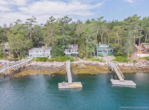 المنظر الخارجي, Compass Rose in Boothbay Harbor المنظر الخارجي, Compass Rose in Boothbay Harbor