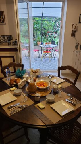 Ételek és italok, Le N 9 in Argeliers Ételek és italok, Le N 9 in Argeliers