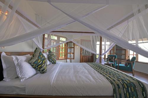 Lake George View Golf Resort in Kasese Lake George View Golf Resort in Kasese