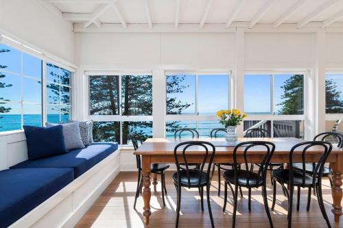 Howth - The Black House by TCC in Northern Beaches Howth - The Black House by TCC in Northern Beaches