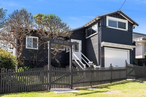 Howth - The Black House by TCC in Northern Beaches Howth - The Black House by TCC in Northern Beaches