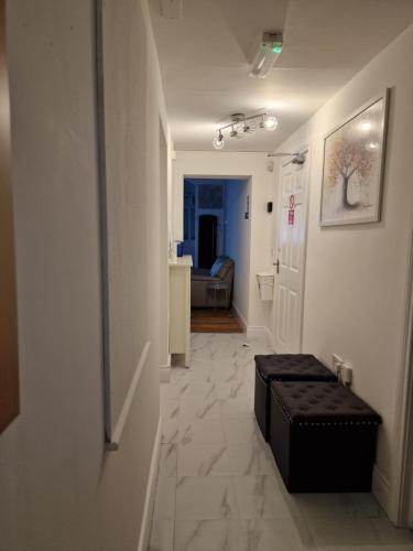 مدخل, Aunty Katie's House, NI Tourist Board Certified & located on the main Oldpark Road to Belfast, with in Oldpark مدخل, Aunty Katie's House, NI Tourist Board Certified & located on the main Oldpark Road to Belfast, with in Oldpark