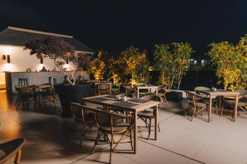 Restaurant, Palma Hotel in Port Said Restaurant, Palma Hotel in Port Said