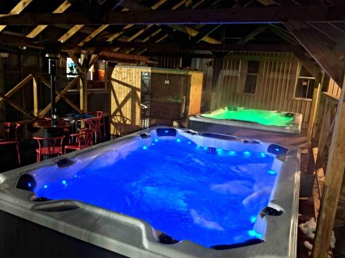 Hot tub, Pipers ski Lodge in Tongariro National Park Hot tub, Pipers ski Lodge in Tongariro National Park