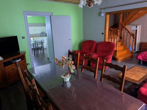 Logement 100 m2 3 chambres 2 salles de bains in 普蘭凡 Logement 100 m2 3 chambres 2 salles de bains in 普蘭凡