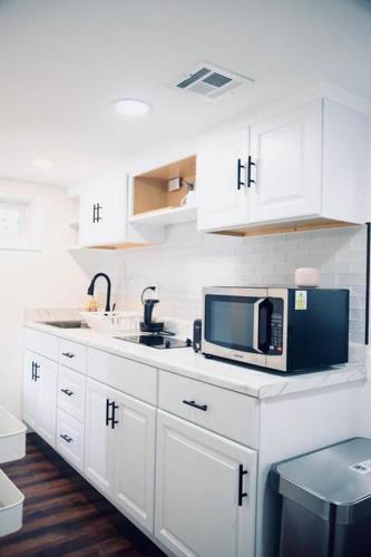 設施, Cozy 2 Bedrooms & 1 Bath in 新澤西州利文斯頓 (NJ) 設施, Cozy 2 Bedrooms & 1 Bath in 新澤西州利文斯頓 (NJ)